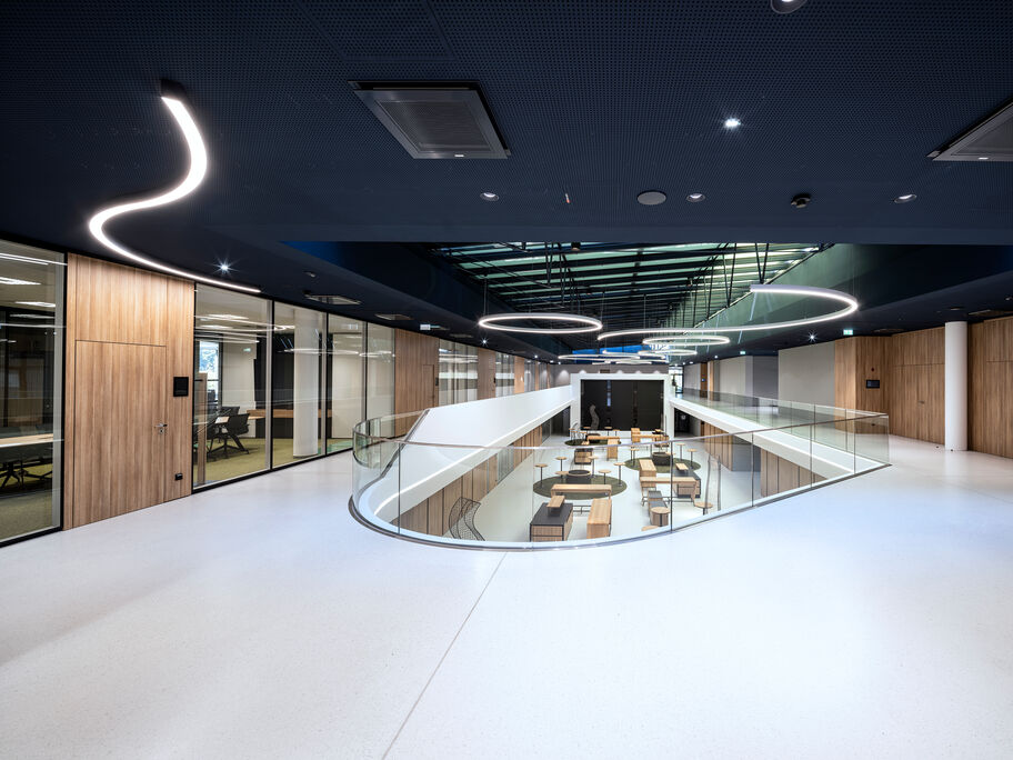 73 2021_10_B&R_INSIDE_10