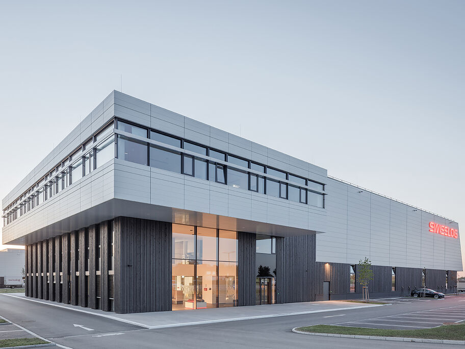 16.Foto©Mark_Sengstbratl COVER