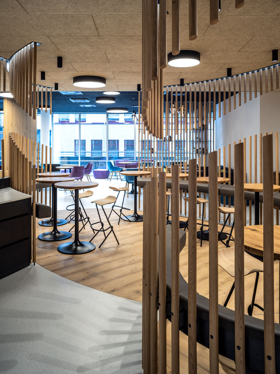 52 2021_10_B&R_INSIDE_40