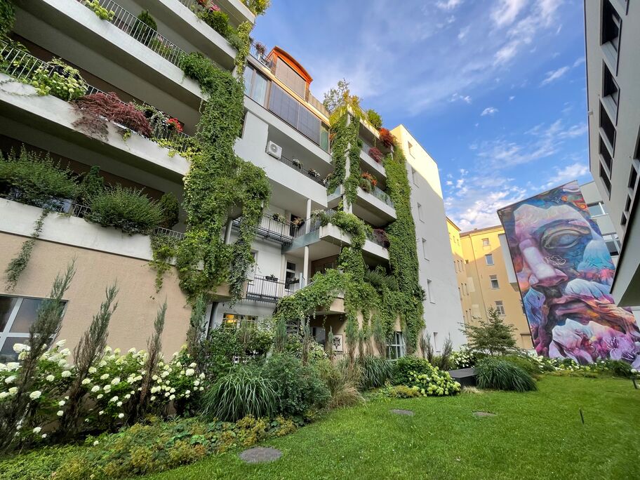 Stadthaus Herrenstraße - Grünfassade