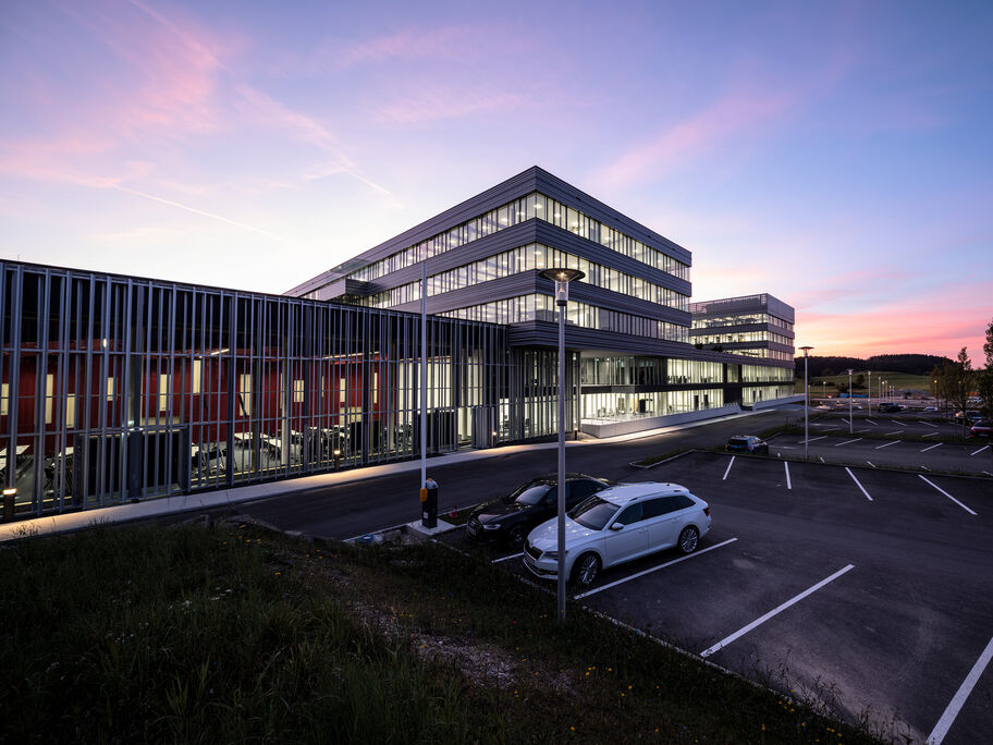 22 2021_10_B&R_OUTSIDE_12