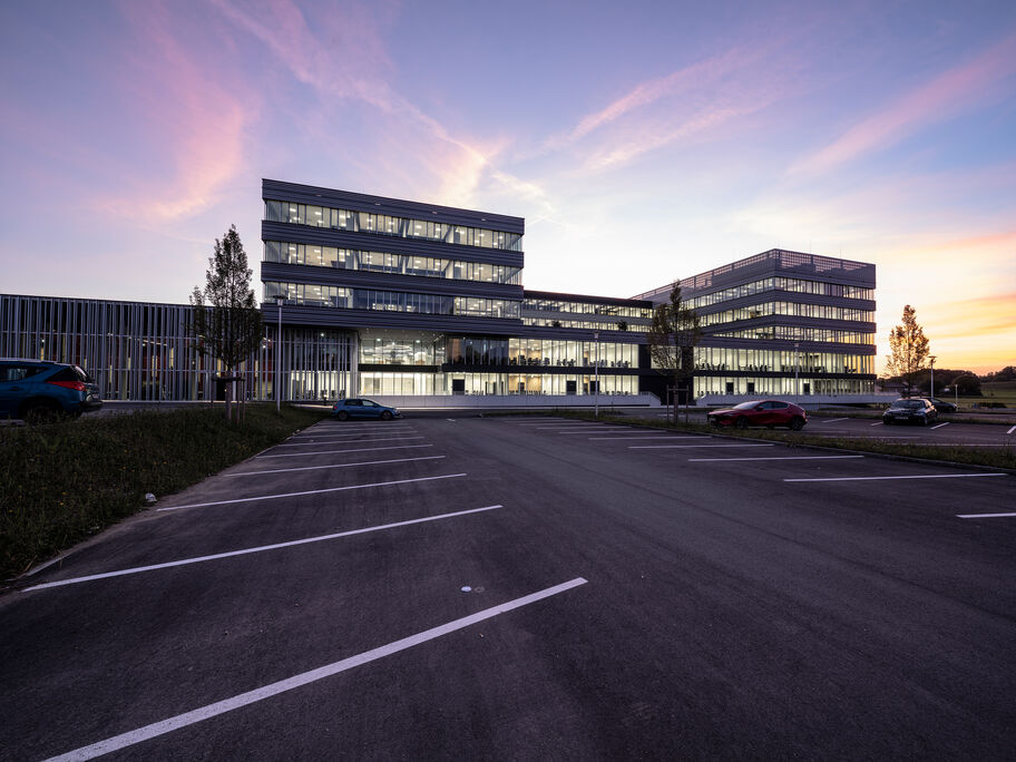 21 2021_10_B&R_OUTSIDE_10