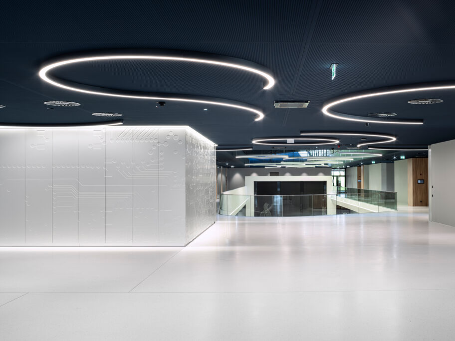 71 I13 2021_10_B&R_INSIDE_09