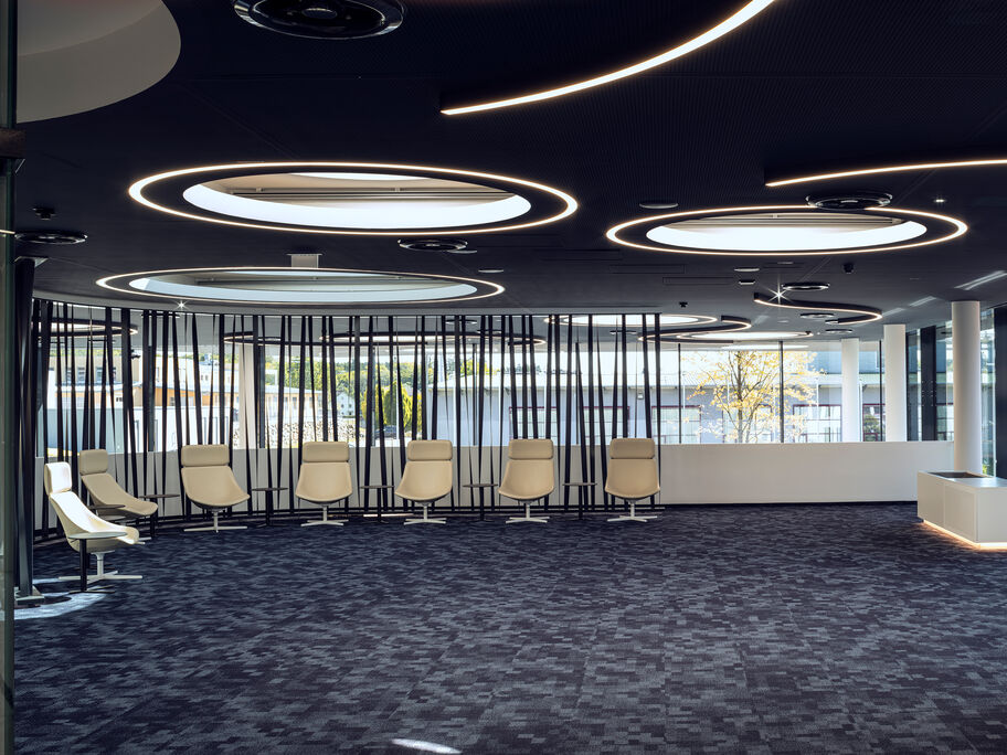 70 I11 2021_10_B&R_INSIDE_30