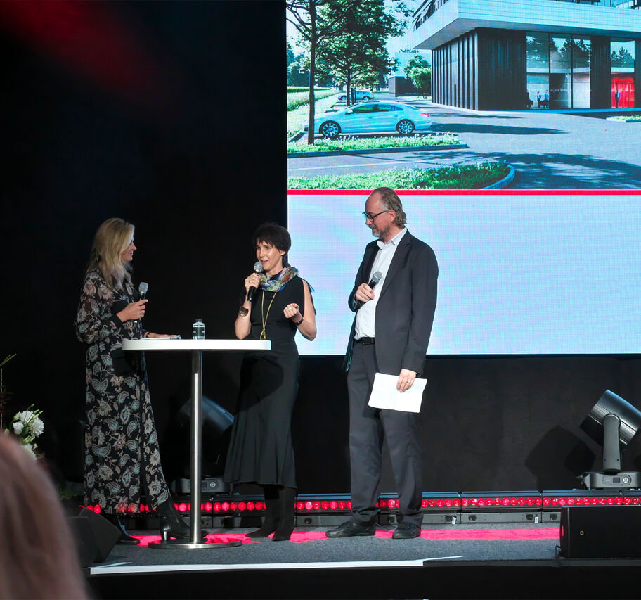 Swiss GrandOpen 01a GR