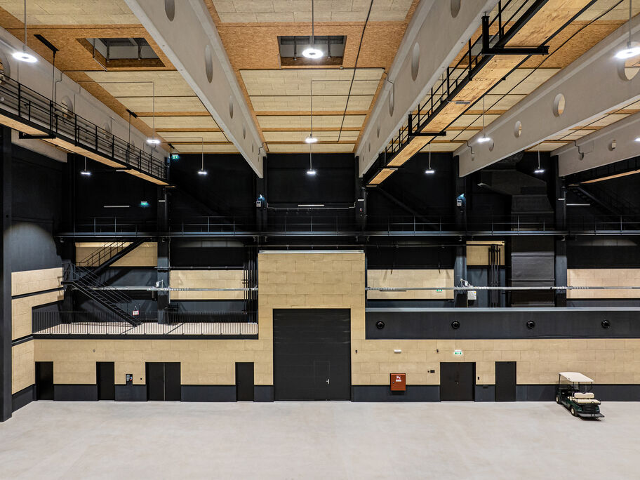 HQ7 www 32 hq7studios_3MPG_MK12